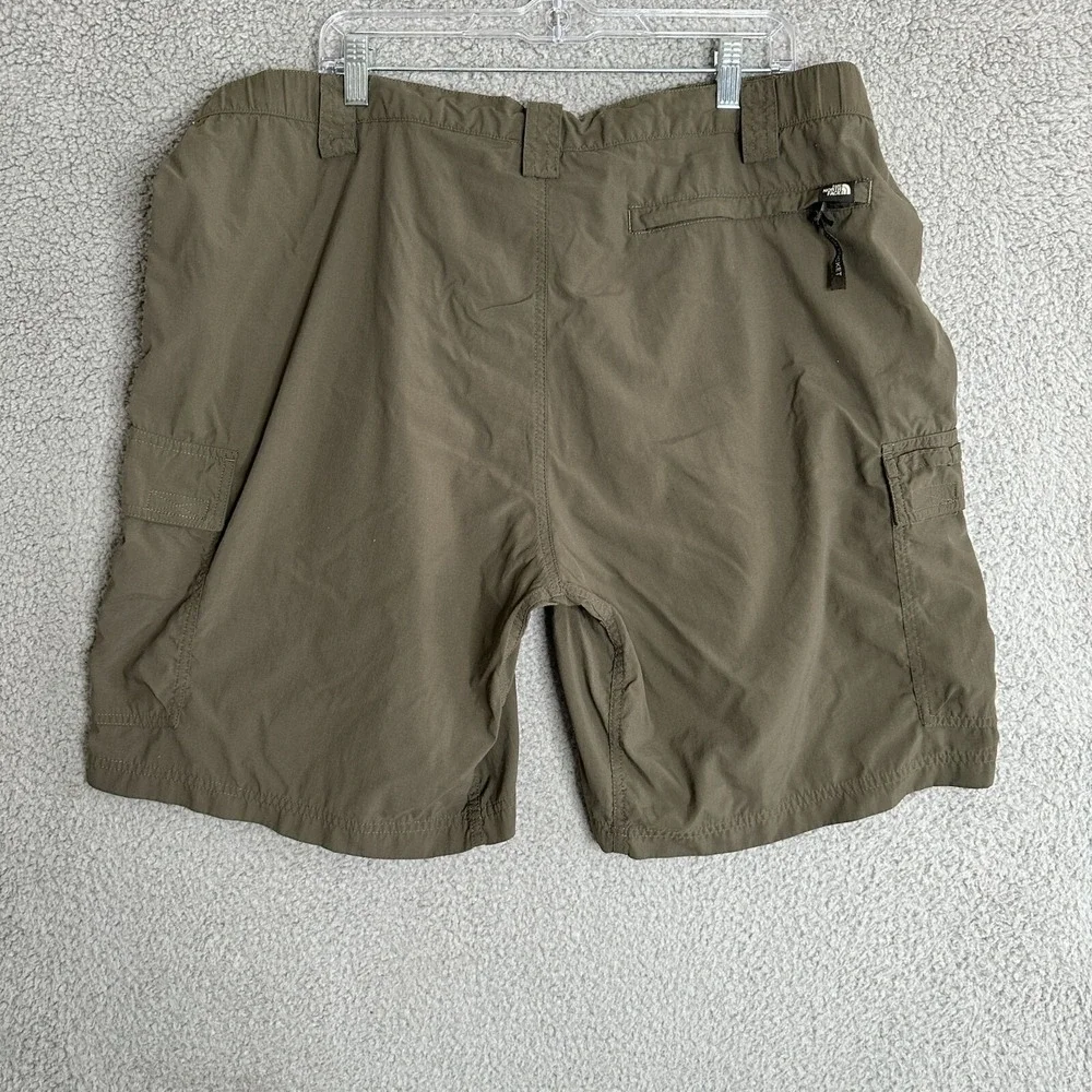 The North Face Shorts Mens XXL Green Utility Cargo Pockets Trail Hiking Outdoors